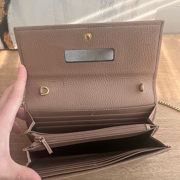 Gucci Taupe Crossbody Bag with Gold Chain - Picture 7 of 7